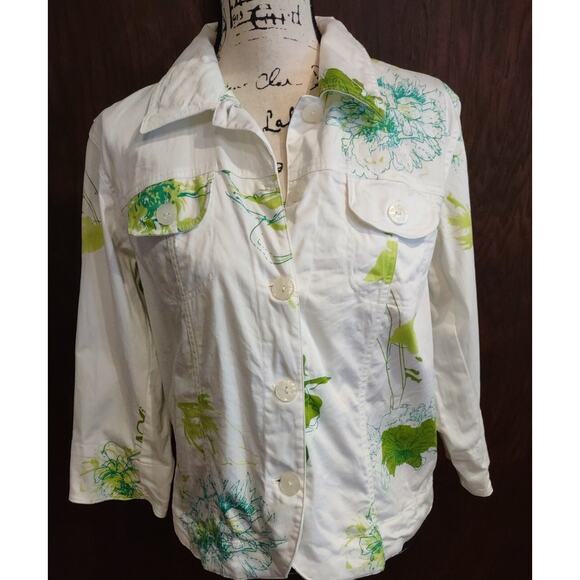 Denim top Floral Size Medium Summer Botanical Art 3/4 Sleeve White Green Jacket - Picture 1 of 7